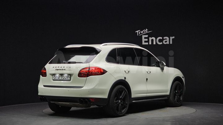 Porsche Cayenne 2011 — 2