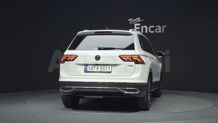 Volkswagen Tiguan 2021 — 4
