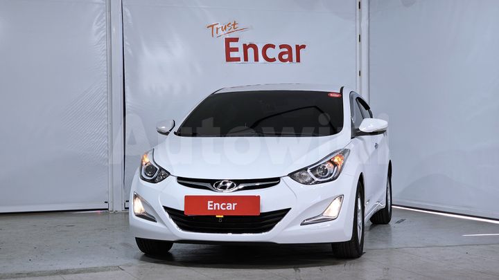 Hyundai Avante 2015 — 3