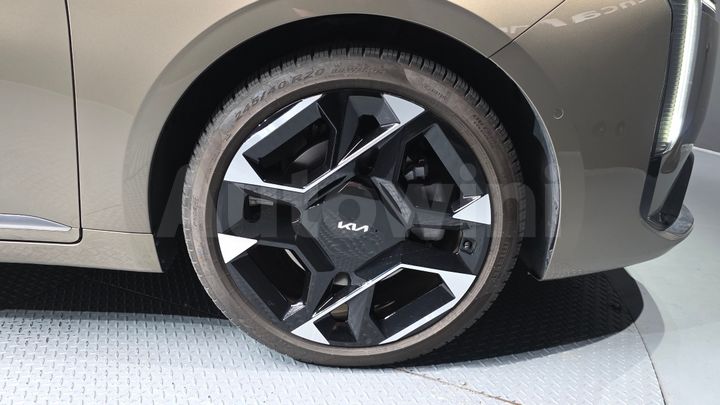 Kia K8 2025 — 5