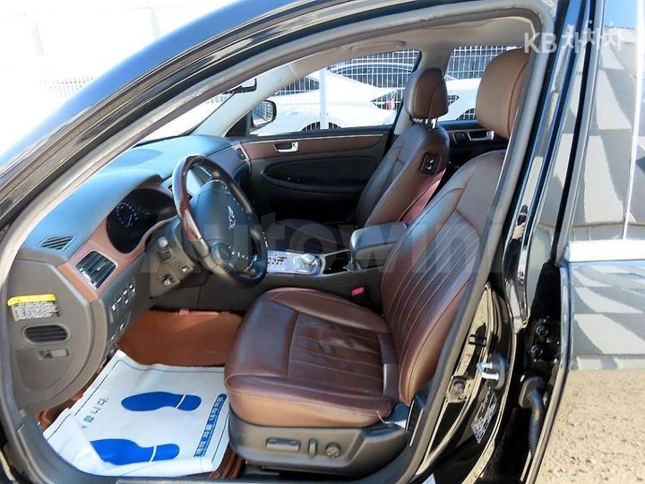 Hyundai Genesis 2013 — 5