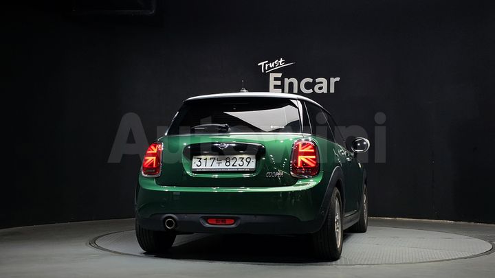 Mini Cooper 2020 — 4