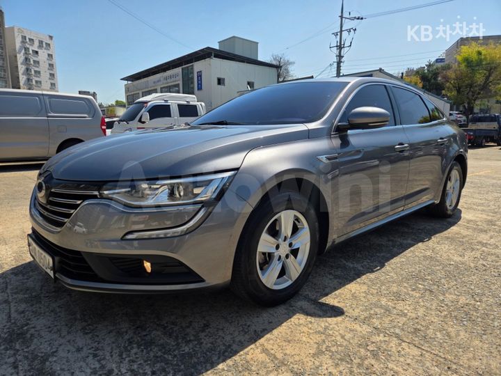 Renault SM6 2016 — 2