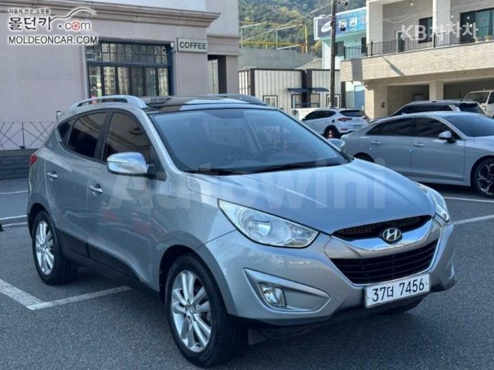 Hyundai Tucson 2010 — 2