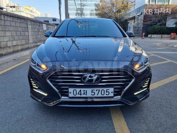 Hyundai Sonata 2018 — 2