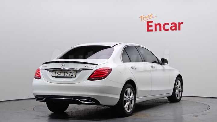 Mercedes-Benz C Class 2018 — 2