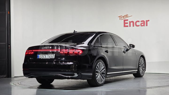 Audi A8 2023 — 2