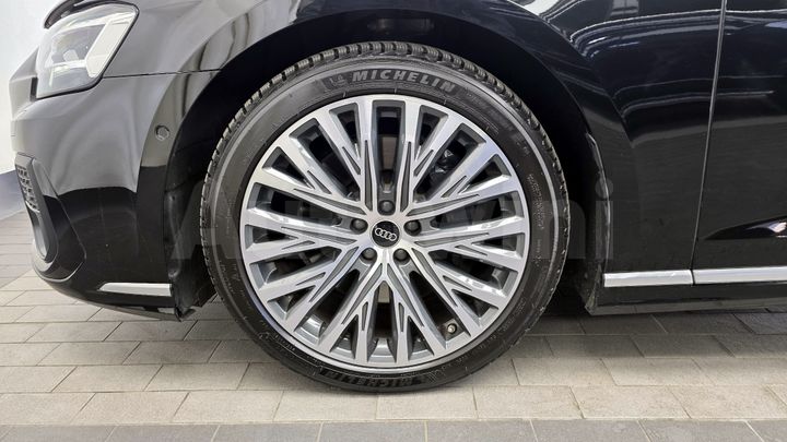 Audi A8 2023 — 5