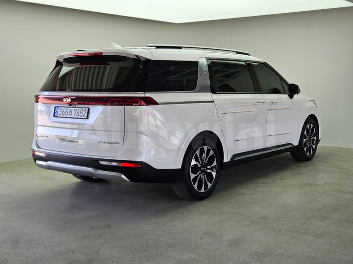 Kia Carnival 2021 — 4