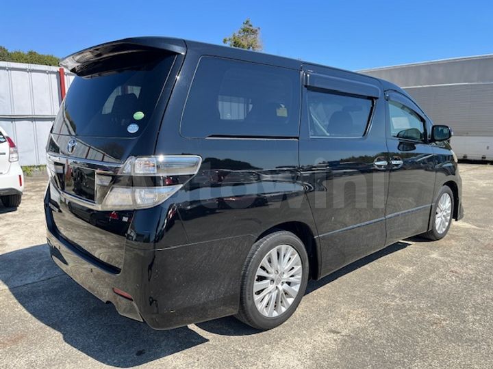 Toyota Vellfire 2012 — 4