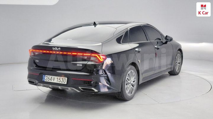 Kia K5 2023 — 3