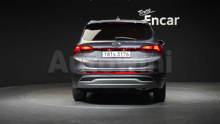 Hyundai SantaFe 2022 — 4