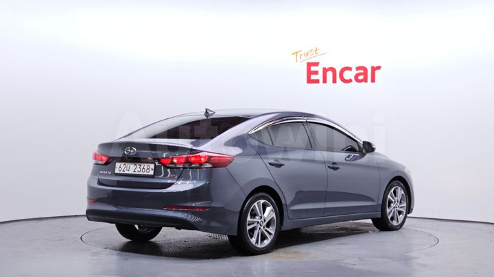 Hyundai Avante 2017 — 2