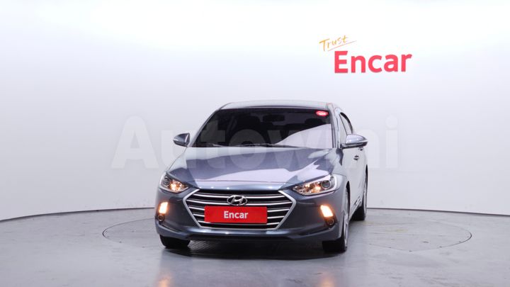 Hyundai Avante 2017 — 3