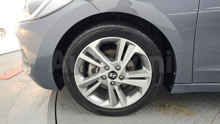 Hyundai Avante 2017 — 5