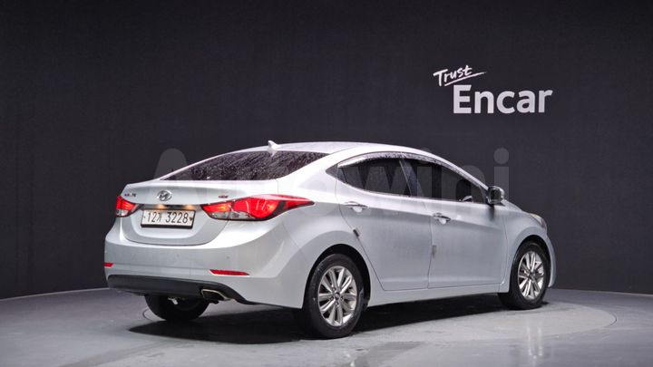 Hyundai Avante 2014 — 2