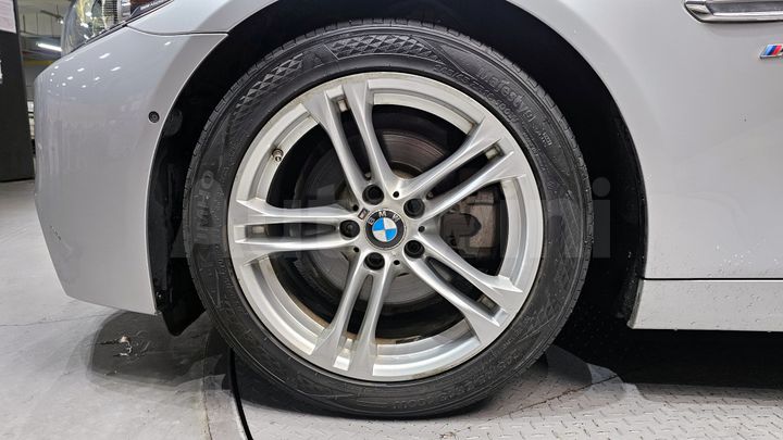 BMW 5 Series 2016 — 5