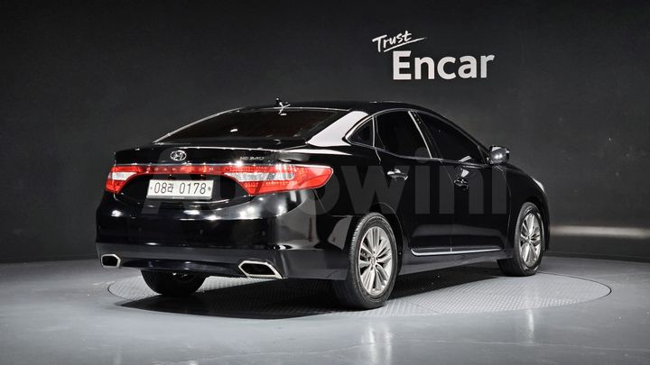 Hyundai Grandeur 2017 — 2