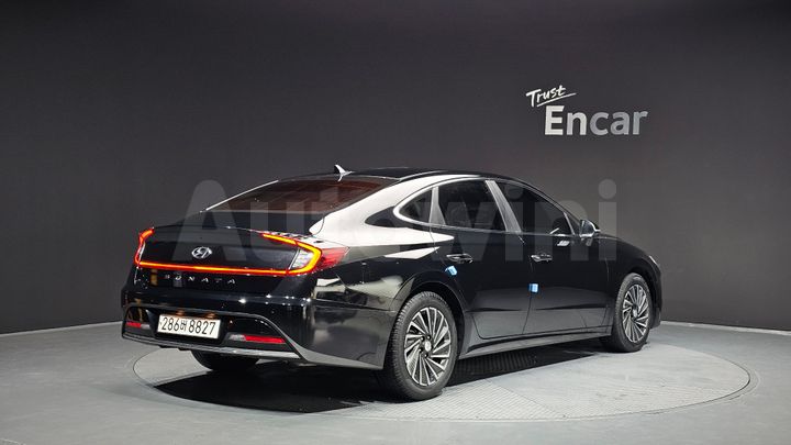 Hyundai Sonata 2022 — 2