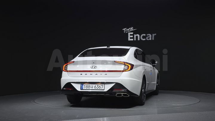 Hyundai Sonata 2023 — 4