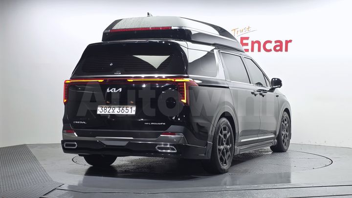 Kia Carnival 2025 — 2