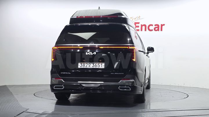 Kia Carnival 2025 — 4