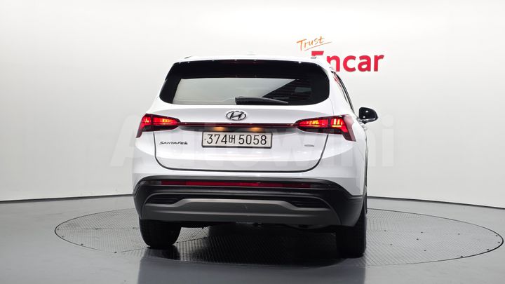 Hyundai SantaFe 2022 — 4