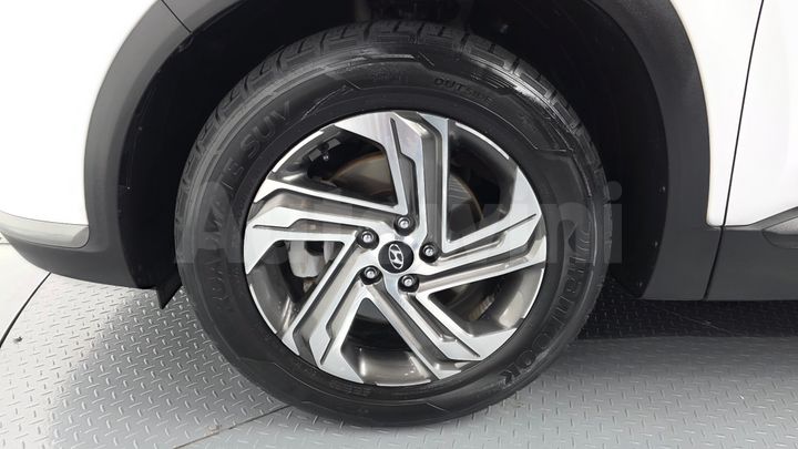 Hyundai SantaFe 2022 — 5