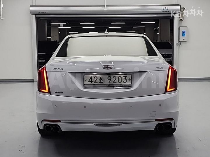 Cadillac CT6 2018 — 3