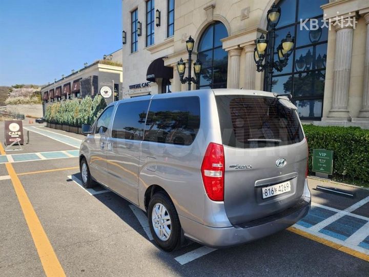 Hyundai Starex 2018 — 5