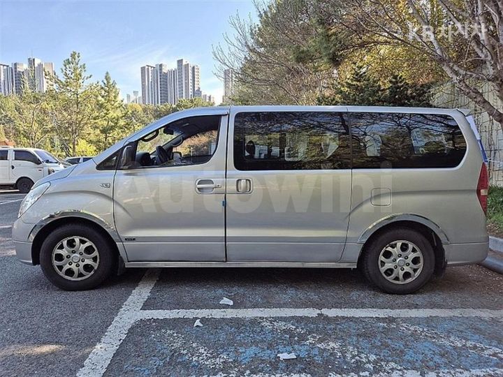 Hyundai Starex 2009 — 3