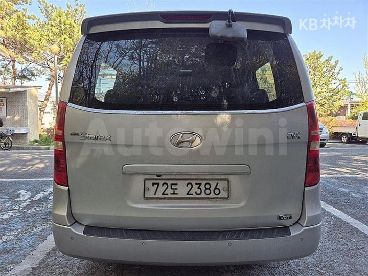 Hyundai Starex 2009 — 5