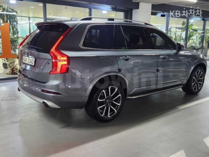 Volvo XC90 2017 — 4