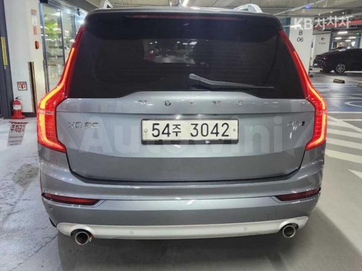 Volvo XC90 2017 — 5