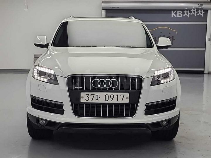 Audi Q7 2015 — 2