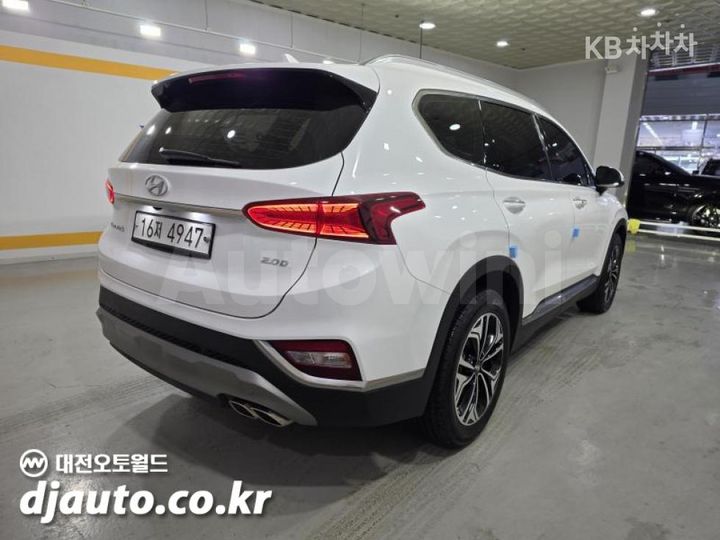 Hyundai SantaFe 2019 — 5