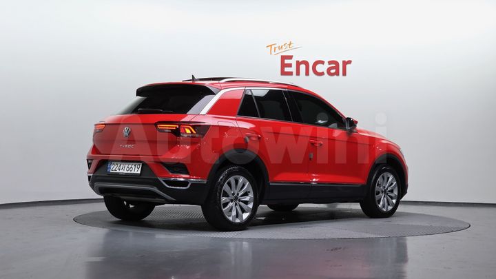 Volkswagen T-Roc 2021 — 2