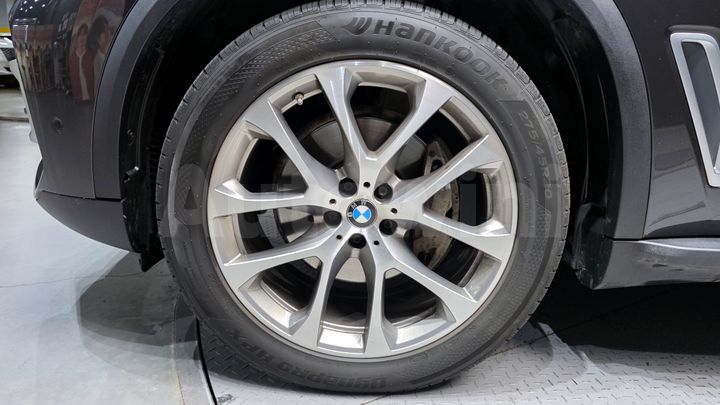 BMW X5 2021 — 5