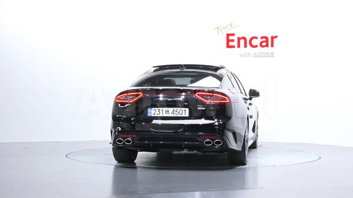 Kia Stinger 2018 — 4