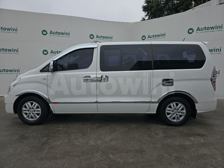 Hyundai Starex 2016 — 2