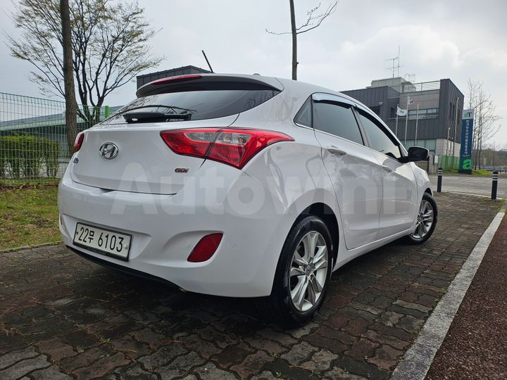 Hyundai i30 2014 — 4