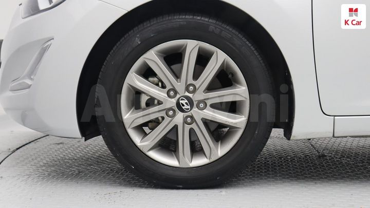 Hyundai Avante 2014 — 5