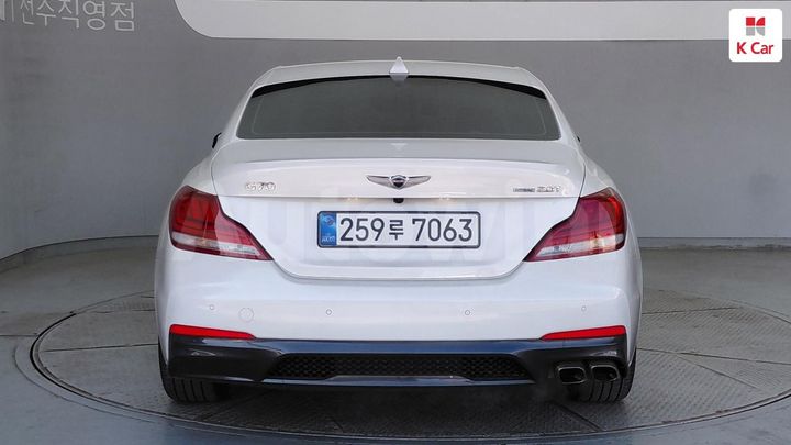 Genesis G70 2019 — 4