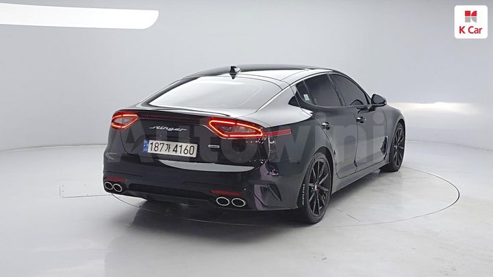 Kia Stinger 2018 — 2