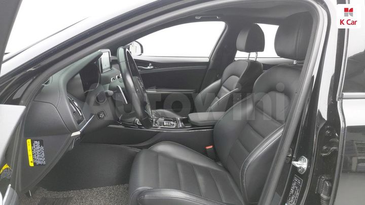 Kia Stinger 2018 — 5