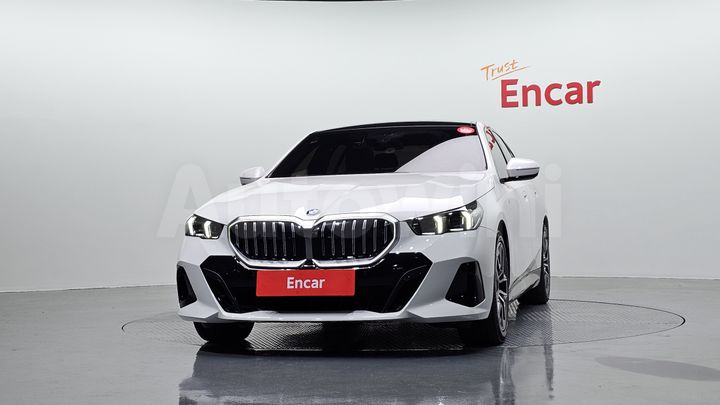 BMW 5 Series 2024 — 3