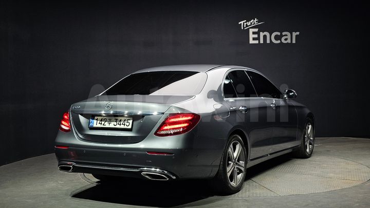 Mercedes-Benz E Class 2019 — 2
