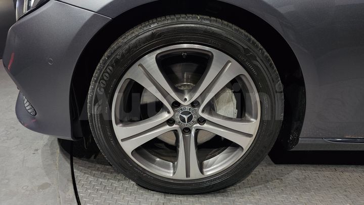 Mercedes-Benz E Class 2019 — 5