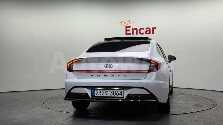 Hyundai Sonata 2023 — 4