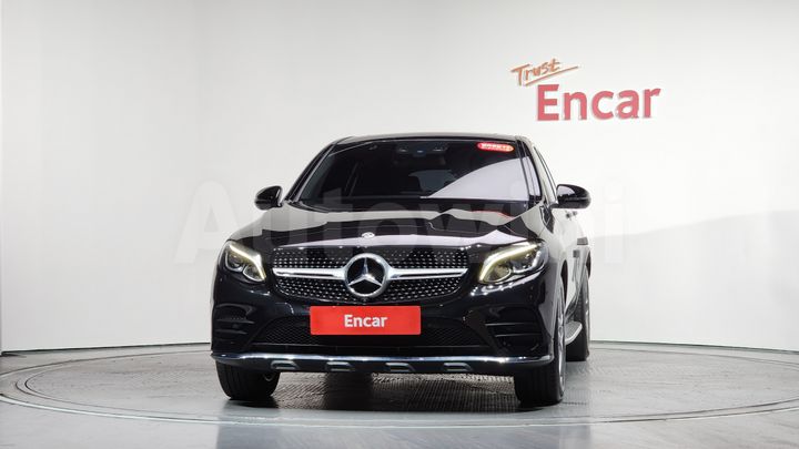 Mercedes Benz GLC Class 2018 — 3